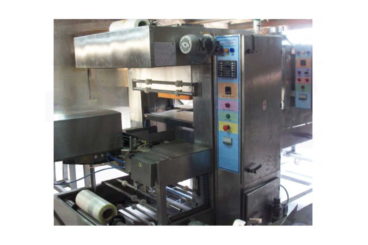 aarem-engg-automatic-shrink-wrapping-machine-with-collator-for-bottles-cartons-4