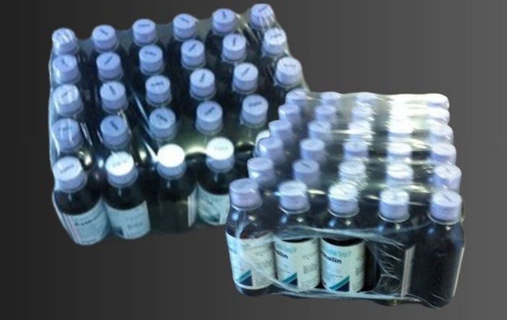 shrink_wrapping_of_syrup_bottles_in_pharma_industry